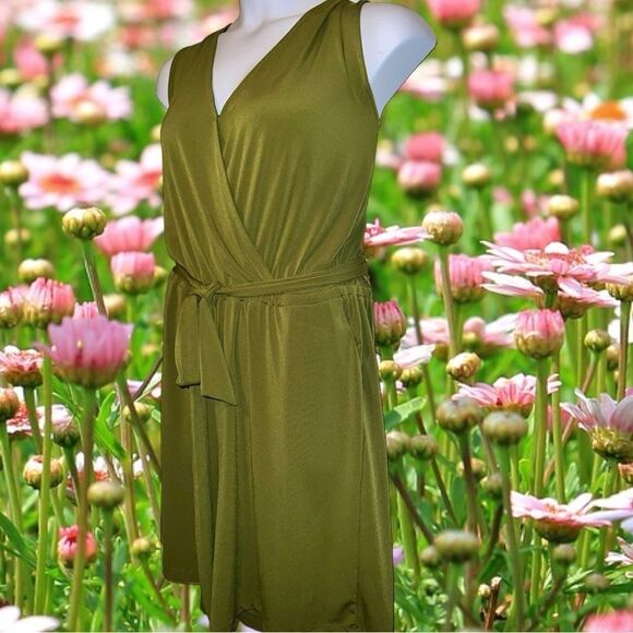 Ny Collection olive green romper! New - Picture 4 of 11